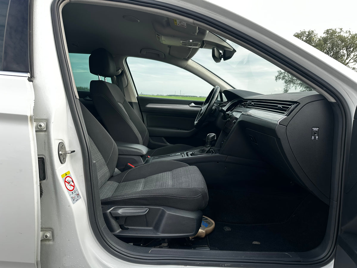 2021-11 Volkswagen Passat B8+ 2.0l TDI 147kW Automatinė