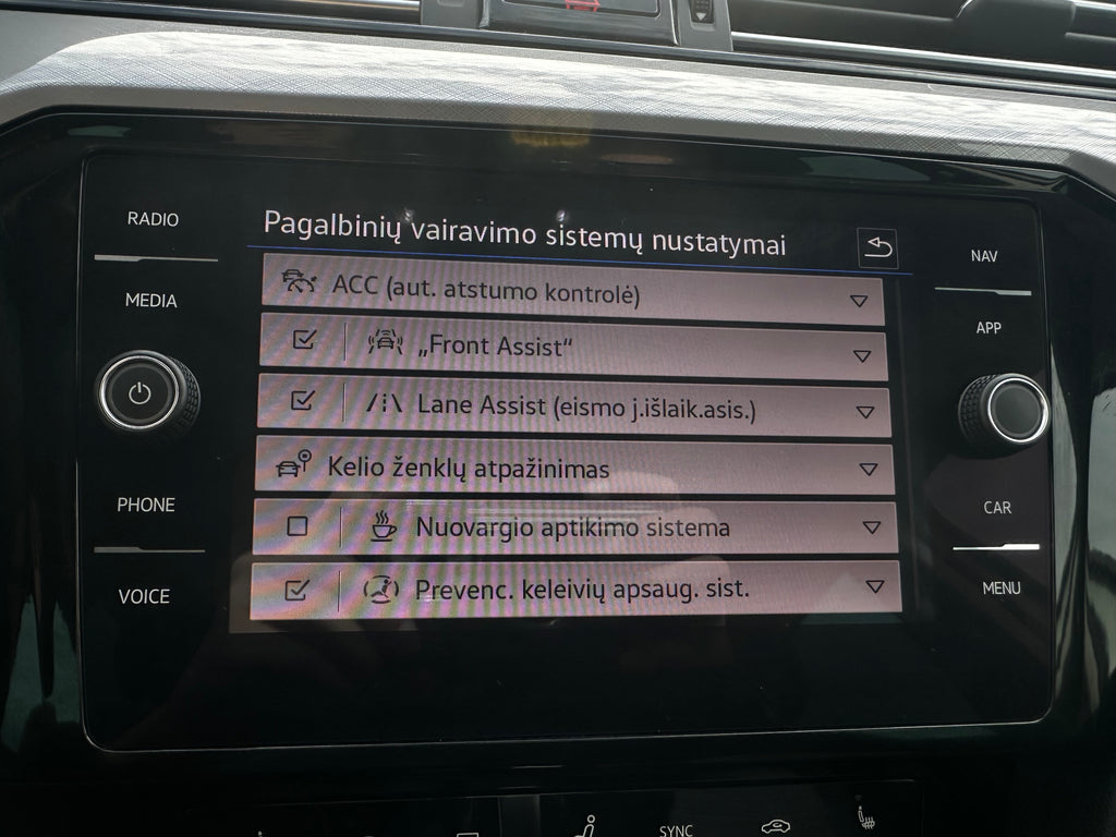2021-11 Volkswagen Passat B8+ 2.0l TDI 147kW Automatinė